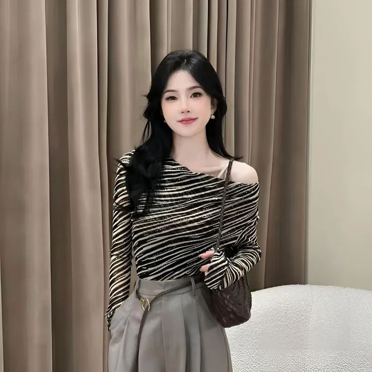 【朱朱家高定】设计感斑马纹长袖T恤女2025秋季新款打底衫上衣8487