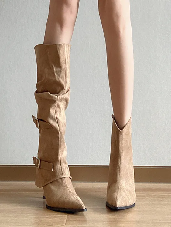 软底内增高两穿长筒靴女2025新款设计感皮带扣尖头裤管靴高跟靴子