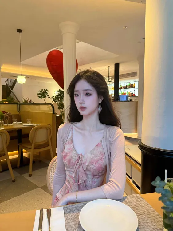 猫咪自制 随便搭都好看 显瘦天丝亲肤防晒开衫薄外套针织空调衫