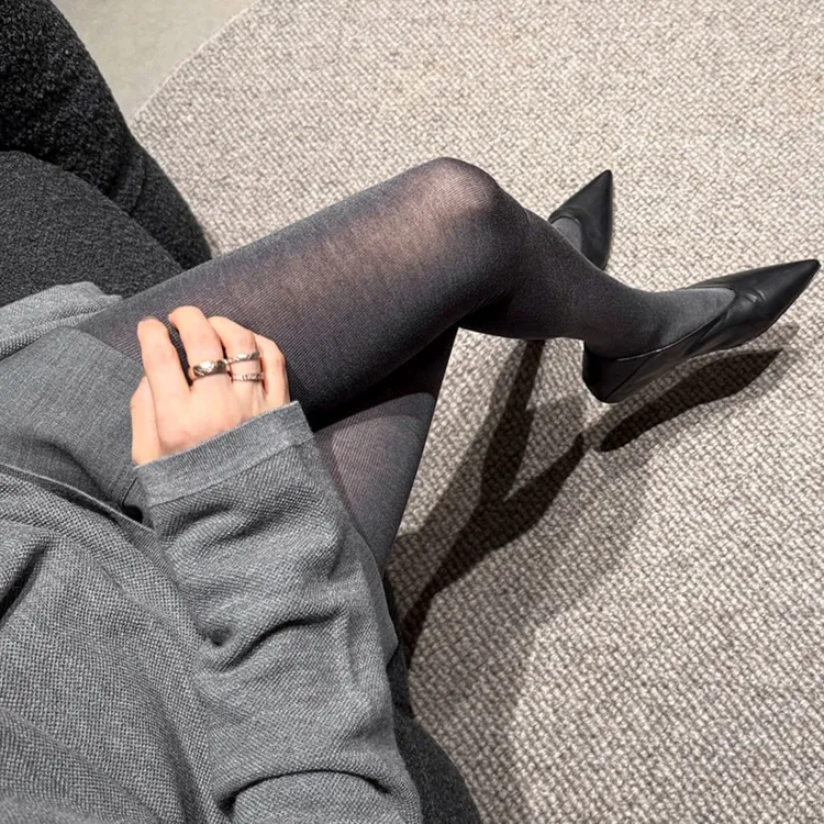 超级时髦春秋miu系薄款微透打底袜大牌时尚连裤袜灰色显瘦针织袜