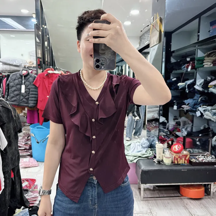 新面料特舒适3色超大码V领荷叶边上衣2208欧