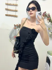 咩咩家【109-199】潮牌女装修身收腰挂脖连衣裙气质辣妹礼服性感