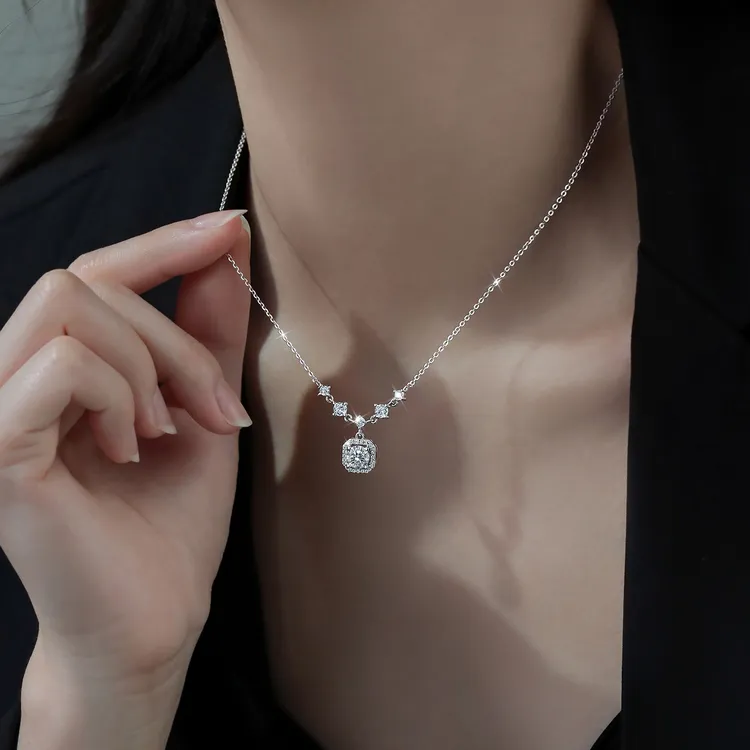 坠链均925银 925纯银方糖项链轻奢时尚气质精致锁骨链女小众颈链