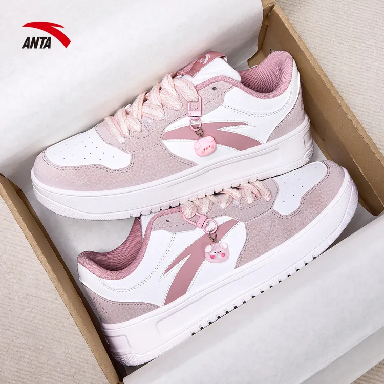 安踏板鞋女鞋冬季爆款厚底增高小白鞋轻便运动休闲鞋女百搭小白鞋