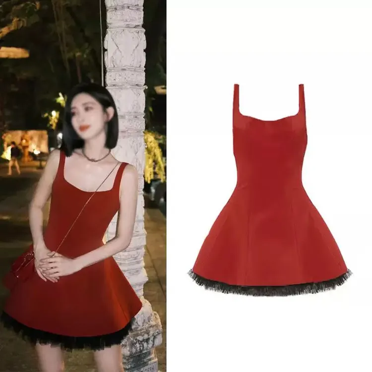 孟子义穿搭红色收腰微蓬吊带连衣裙女2025春新款法式网纱拼接裙子
