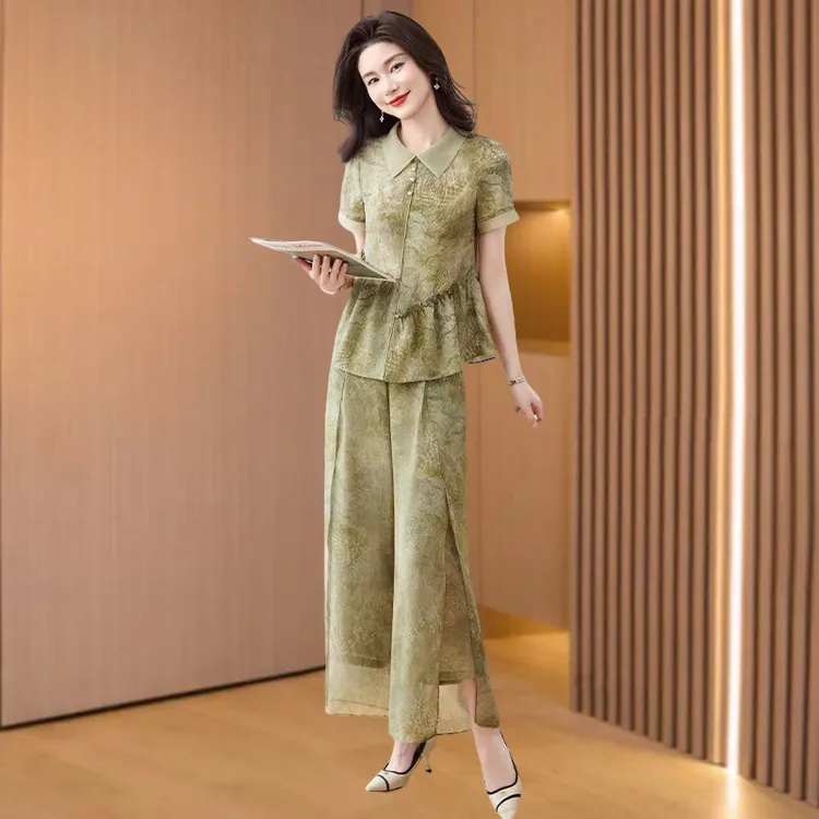 杭州高端冰丝职业套装女夏2025新款爆款高级感40到50岁减龄两件套