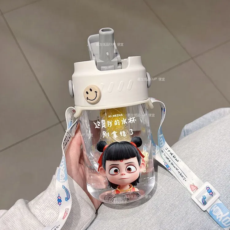 哪吒水杯夏天儿童带吸管水壶敖丙男孩女孩幼儿园卡通便携茶漏杯子