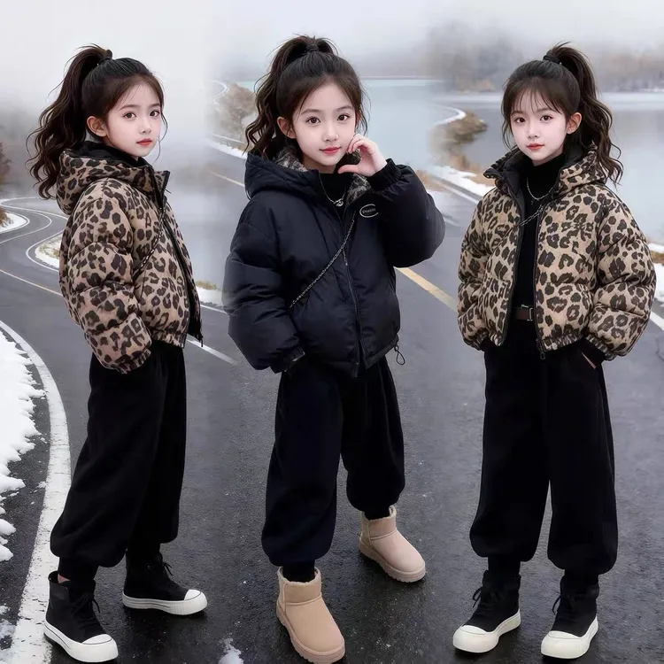 女童双面穿豹纹外套冬季2025新款中大童加厚保暖棉服哈伦裤两件套