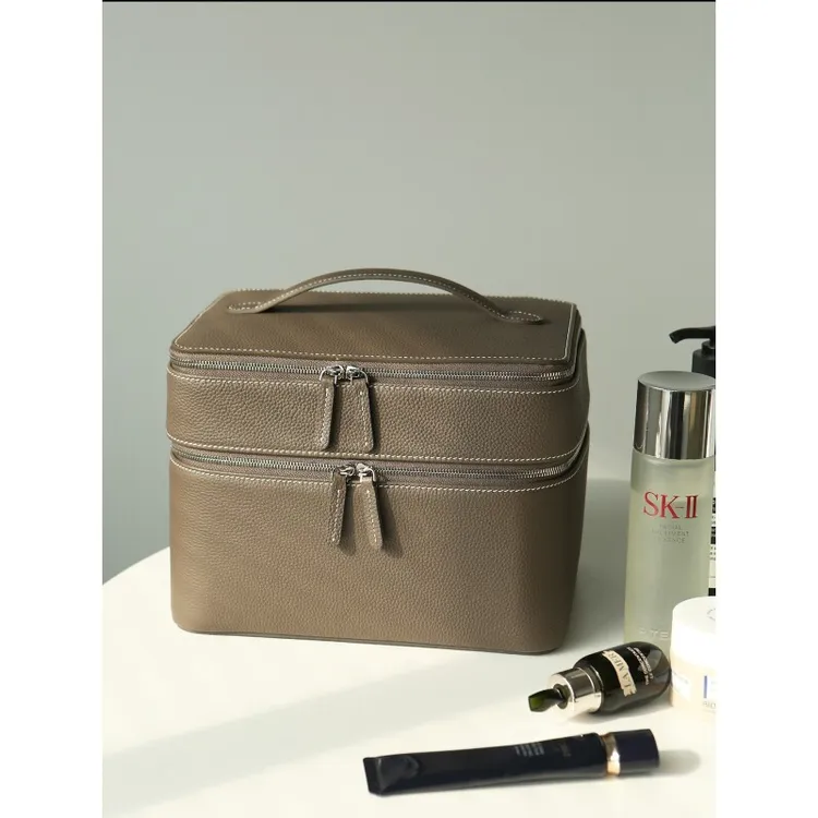 真皮化妆包头层牛皮洗漱包旅行大容量化妆品收纳包便携多隔层