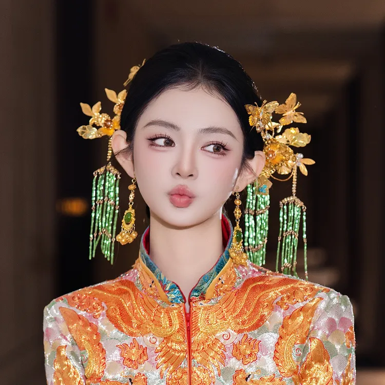 合金婚庆饰品 新娘结婚秀禾服复古中式金色蝴蝶流苏精致发饰D0662