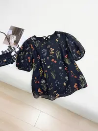 韩版复古风碎花衬衫简约减龄衬衣洋气衣服女