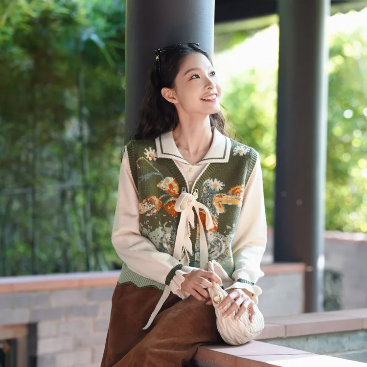 两三事森系诗语假两件冬季设计新款别致独特小上衣女装冬装氛围感