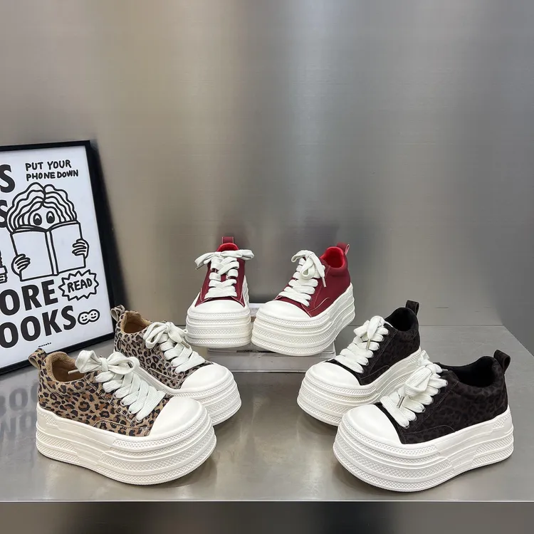 欧货真皮豹纹厚底松糕单鞋女2026新款小个子增高板鞋系带休闲鞋女