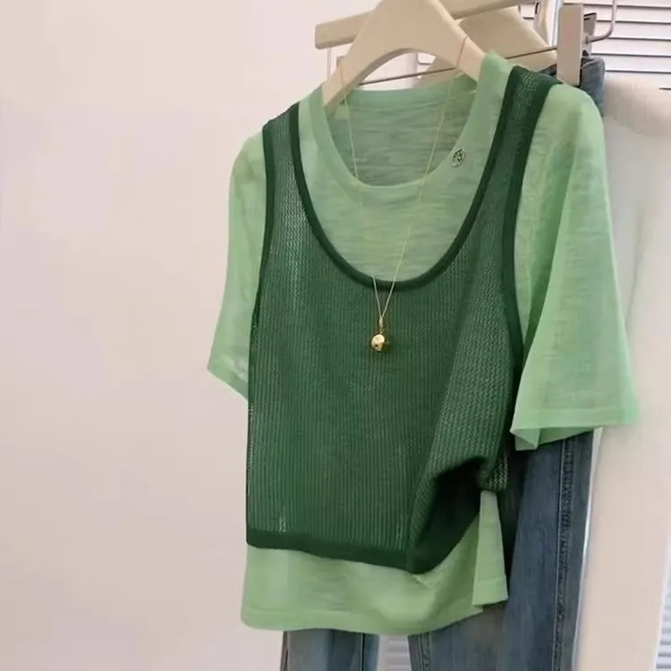假两件绿色圆领短袖T恤女2025夏新款独特超好看时尚洋气宽松上衣
