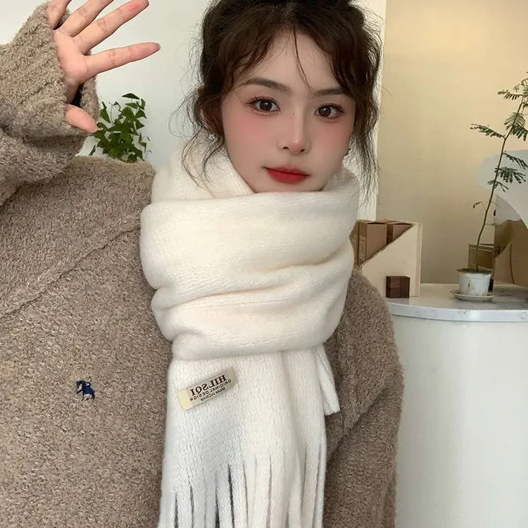 白色围巾女秋冬季2026新款加厚保暖可爱学生情侣短款针织毛线围脖