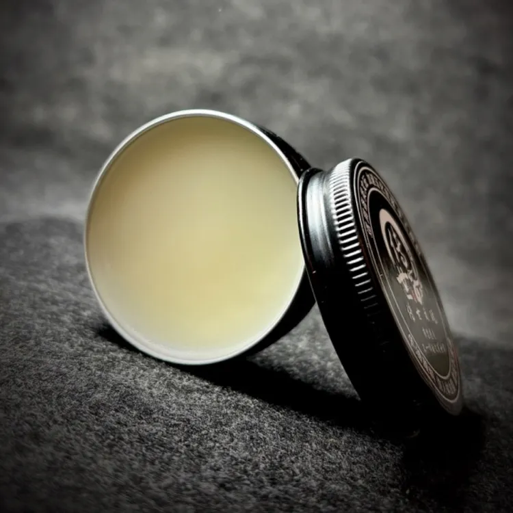 固体文玩保养膏助力文玩保养