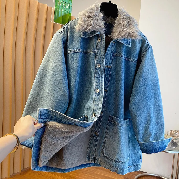 高端欧货内里毛毛牛仔外套女冬2025新款宽松休闲大版加厚翻领上衣