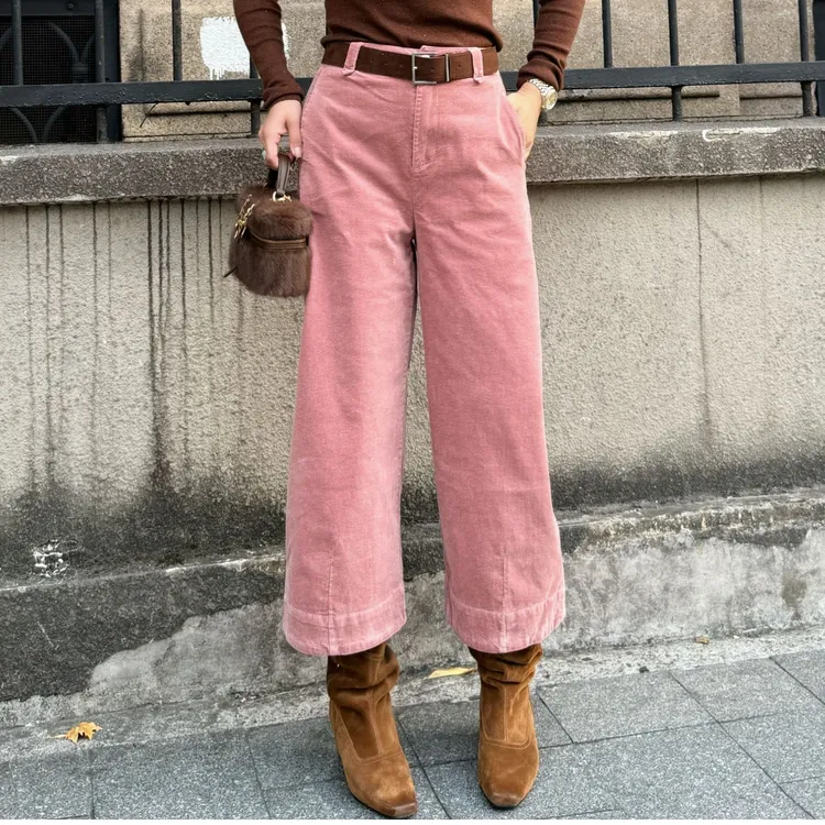 MUBINE 秋冬新款时尚百搭高腰宽松灯芯绒七分弯刀裤 25290