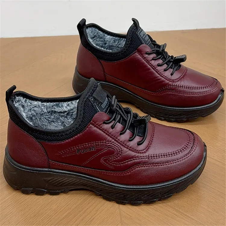 冬季加厚老北京棉鞋女中老年加绒妈妈鞋软底耐磨轻便老人女棉鞋