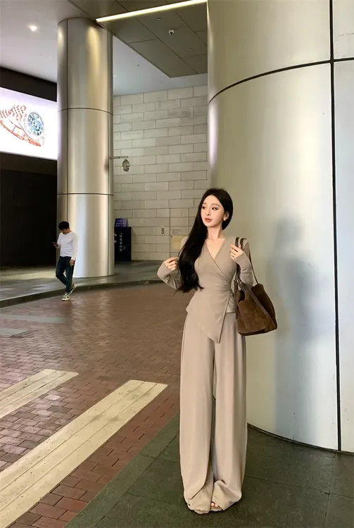 时尚复古长袖气质设计感垂感交叉显瘦上衣裤子套装8150#