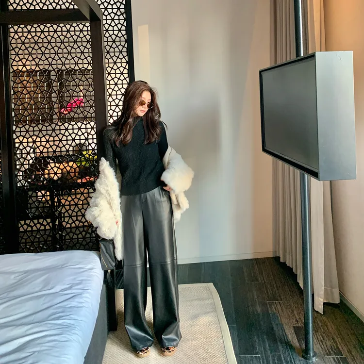 【ALONE SAVOR】龍喜儿 时尚高腰宽松复古拼接阔腿直筒皮裤J836