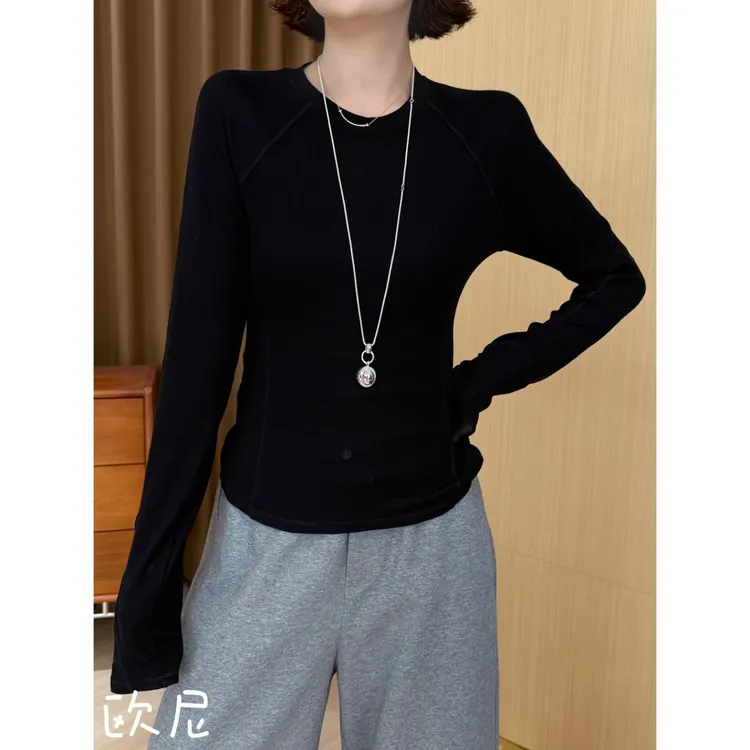 欧尼私服 2025秋设计感鱼骨线修身打底百搭T恤上衣2508C5021