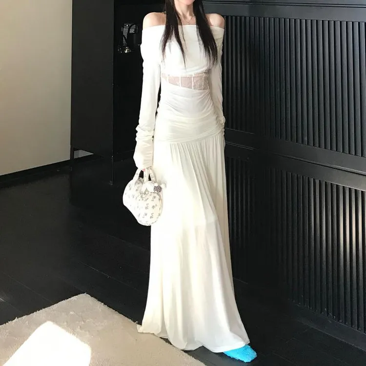 2025 香软Crush 设计感一字肩镂空蕾丝褶皱打底衫半身裙套装纯欲S