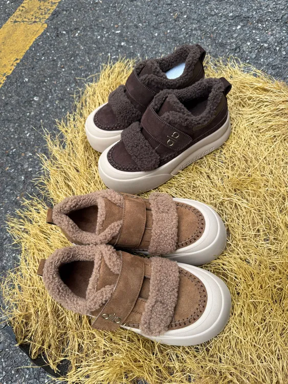 江南.佰丽 真皮小暧炉厚底魔术贴加绒时尚休闲鞋保暖韩版6923