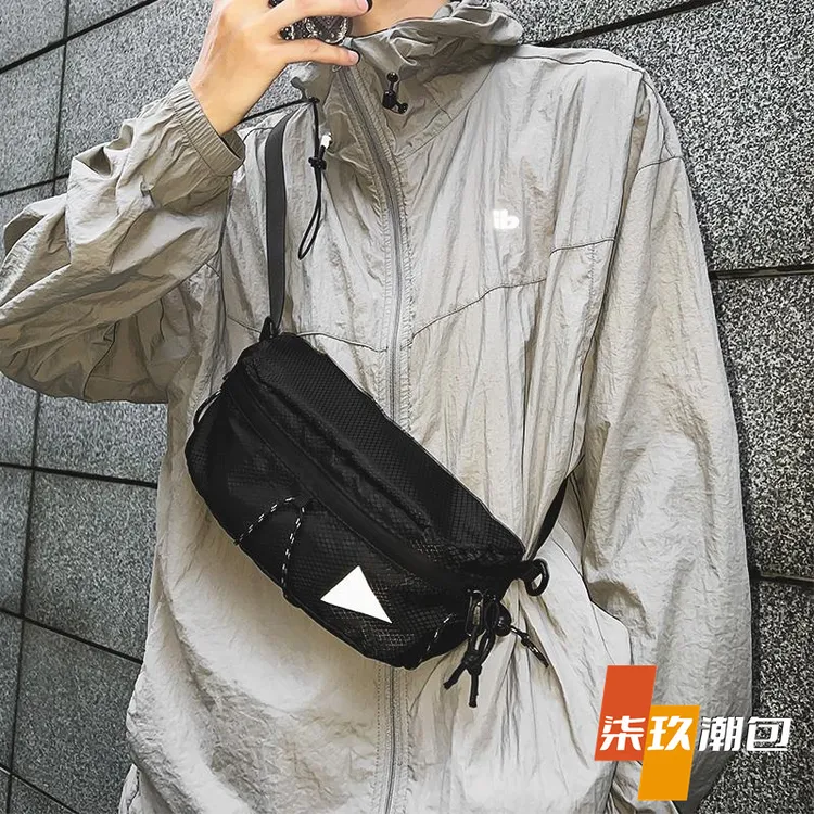 柒玖轻便超薄胸包3M反光设计斜挎包多功能户外腰包机能防水手机包