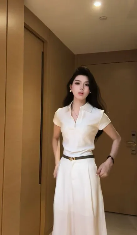 【清圆荷雨】法式气质时尚简约上衣加半身裙套装9000款（不含腰带）