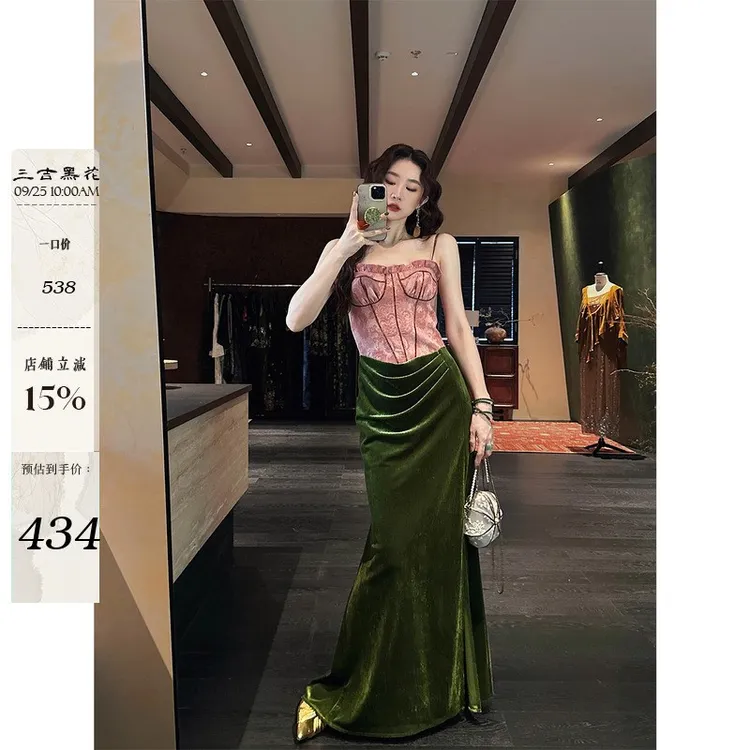 三吉黑花【叙兰时】新中式扎染吊带连衣裙子假两件拼接丝绒长裙潮