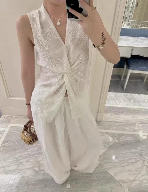 韩系穿搭套装夏日一整套白色无袖吊带背心女夏季薄款休闲裤两件套