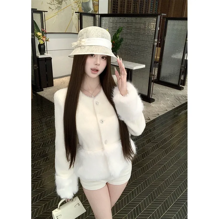 超好看白色小香风宽松外套女装冬季法式温柔风毛呢拼接毛毛短外套