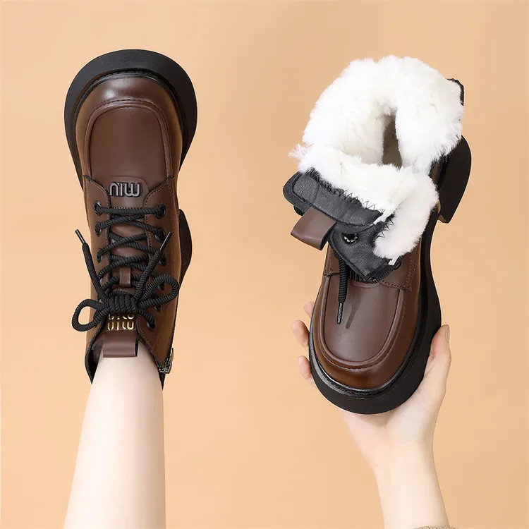 东北抗寒羊毛马丁靴女2025平底百搭皮毛一体加厚大棉鞋保暖雪地靴