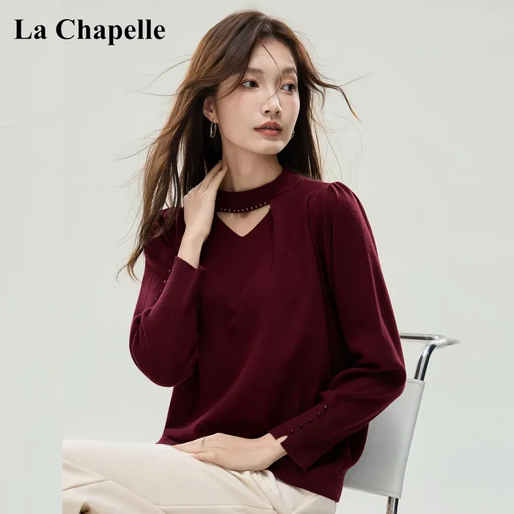 拉夏贝尔秋冬新款法式挂脖设计长袖针织衫女洋气修身显瘦打底毛衣