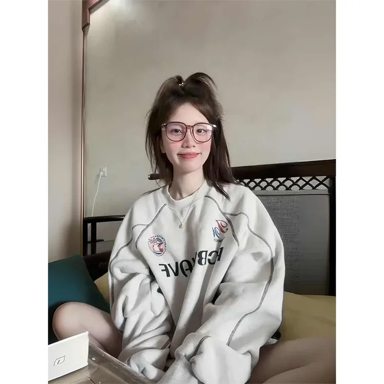 秋冬必备韩系穿搭字母印花卫衣女加绒加厚宽松设计感圆领长袖上衣