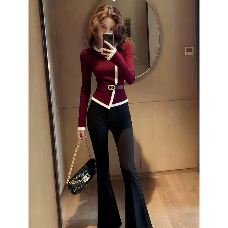 冬季独特漂亮上衣韩系绝美巨好看洋气减龄小众不撞款红色针织衫女