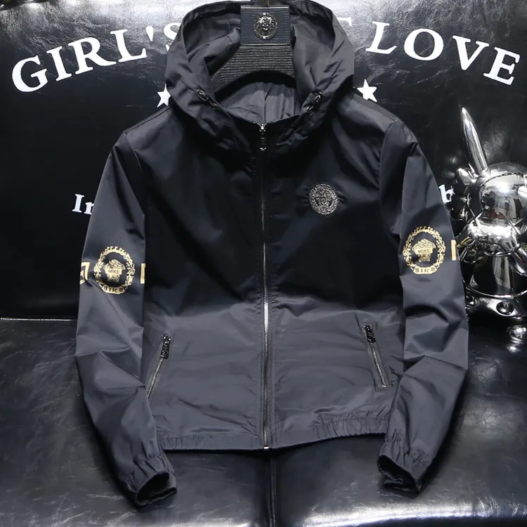 路约威格欧洲站夹克男装秋季新款修身简约刺绣休闲防风连帽外套男