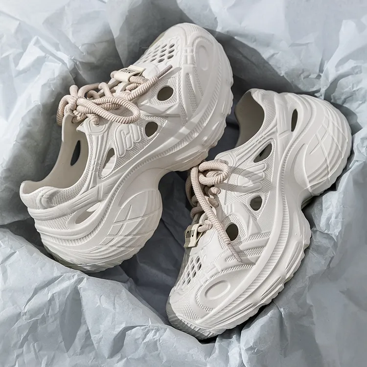 古语影  镂空舒适百搭涉水运动洞洞情侣凉鞋6605