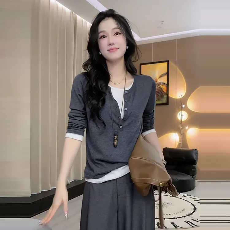 早秋假两件长袖t恤女时尚别致撞色设计感打底衫拼接针织衫上衣潮
