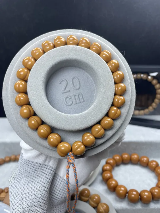 全品光面小屁桃10➕mm猴头核桃手持