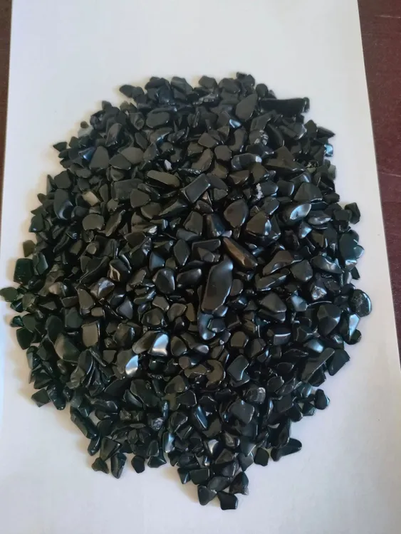 新疆·戈壁碳质陨石泡水煮水枕头料重量约450克