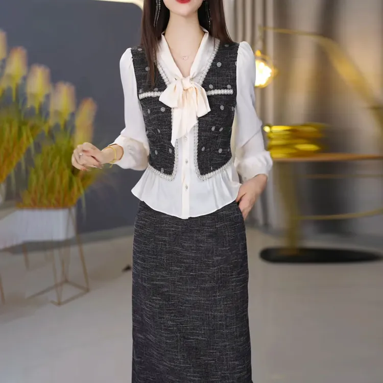 亿亿气质轻奢小香风时尚套装2025春秋新款修身高级感半身裙两件套