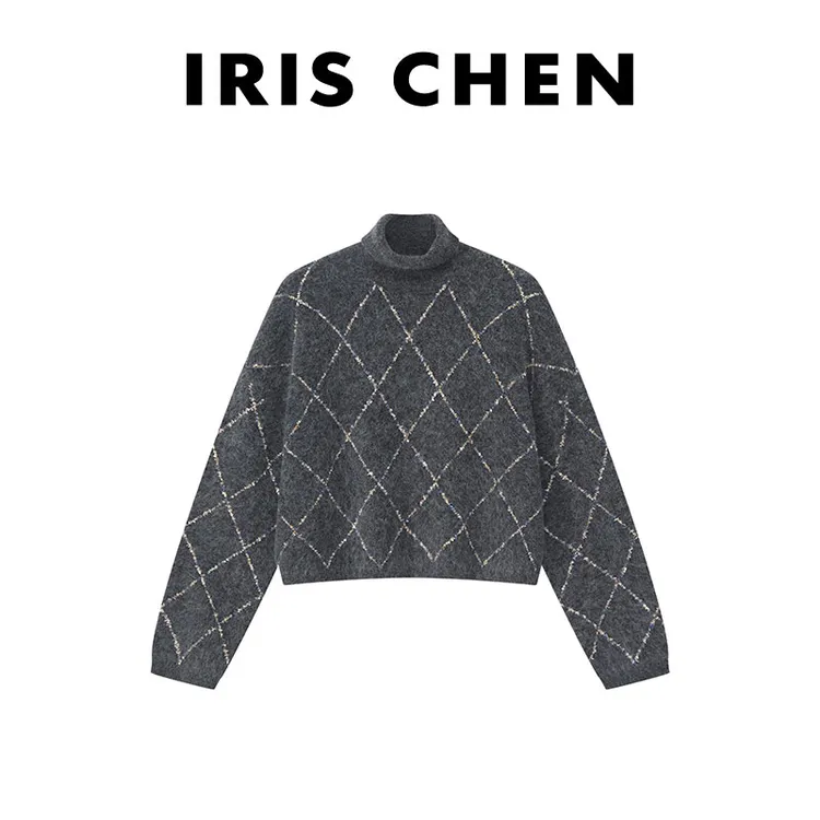 IRIS CHEN 定格 2025冬款“羊驼毛280g”高领菱格针织衫25SY1046