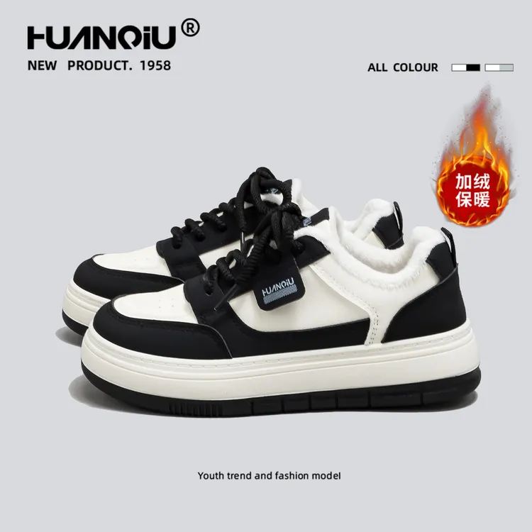 环球黑白熊猫加绒加厚小白鞋女款2025冬时尚休闲舒适棉鞋M-HC060
