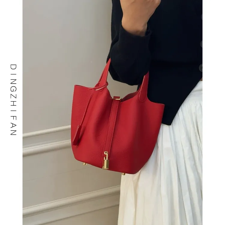 定制范 真皮菜篮子水桶包2025新款高级感大容量新娘婚包手提包