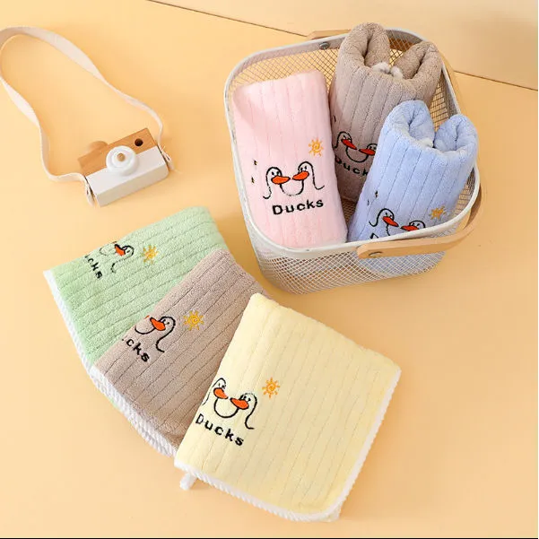 儿童柔软吸水小天鹅毛巾幼儿园洗澡不掉色加厚擦头发不掉毛洗脸