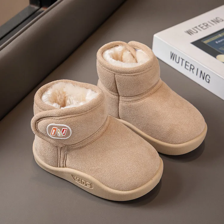 宝宝雪地靴女冬季加绒保暖幼儿鞋子男小童靴大棉加厚软底婴儿冬鞋