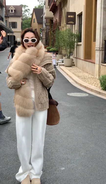 Singularity Me 10AH 23 狐狸毛长条蓬松搭配氛围感秋冬围巾围脖