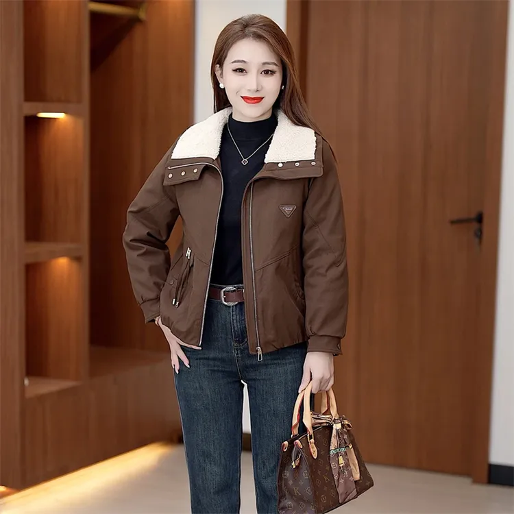 2025冬季新品时尚显瘦百搭加绒加厚保暖小个子短款女士派克外套女
